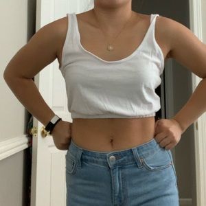White scrunched crop